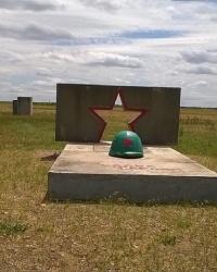 Памятник павшим героям в с.Пшеничное