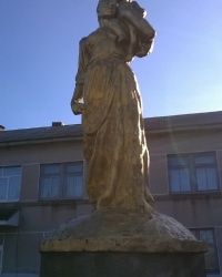 Памятник материнству в г. Пятихатки