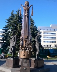 Памятник В. И. Агапкину и И. А. Шатрову в г.Тамбов (Ленинский район)