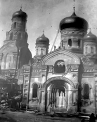 Троицкая церковь в п.г.т. Опошня (разрушена)