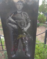 Могила Р. П. Крадожона в с.Великая Северинка