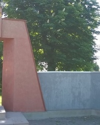 Памятник жертвам Голодомора и политических репрессий в г.Волочиск