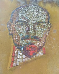 Мозаика "В. И. Ленин" в п.Высокий (Таловский район)