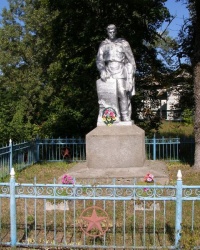 с. Дуболугівка. Братська могила.
