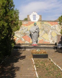 с. Єгорівка. Братська могила і пам’ятний знак загиблим односельцям