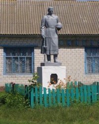 с. Гармащина. Братська могила.