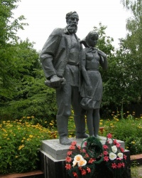 с.Грабов. памятный знак погибшим односельчанам