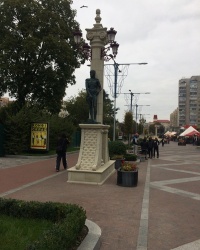 м. Ірпінь. Центральна площа.