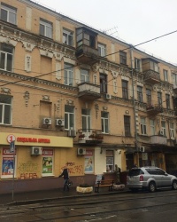 м. Київ. Будинок № 3 по вул. Межигірській.