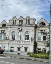 м. Київ. Будинок № 25 по вул. Овруцькій.