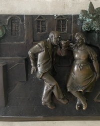 м. Київ. Мікроскульптура «Танцівники на Театральній» (Проект «Шукай!»).