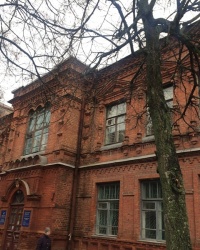 м.Чернігів. Колишній будинок школи.