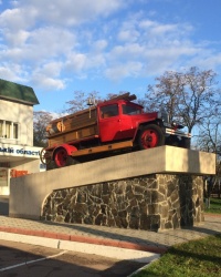 м. Чернігів. Пам'ятний знак пожежним.