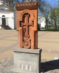 м. Прилуки. Пам’ятний знак геноциду вірмен.