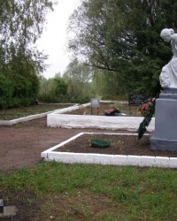 м. Ніжин. Група братських могил мирних жителів.