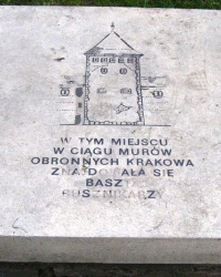м. Краків. Пам’ятний знак на місці башти Зброярів.