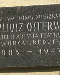 м. Краків. Меморіальна дошка Юліушу Остерві. 