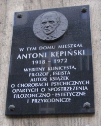 м. Краків. Меморіальна дошка Антону Кемпінському.