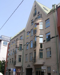 м. Рига. Будинок № 37 по вул. Дзірнаву.