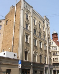 м. Рига. Будинок № 96 по вул. Дзірнаву.