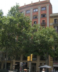 м. Барселона. Будинок № 3 на площі Тетуан.