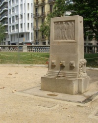 м. Барселона. Фонтан «Сардана».