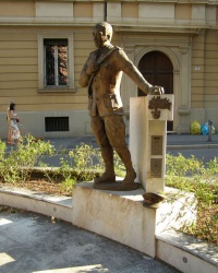 м. Болонья. Пам’ятник Сальво д’Аккісто.