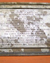 м. Болонья. Меморіальна дошка Родольфо Аудіно.