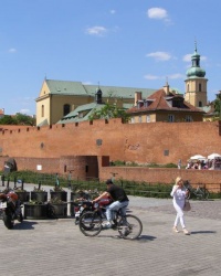 м. Варшава. Оборонні мури Старого міста.
