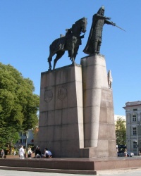 м. Вільнюс. Пам’ятник Гедимінасу.