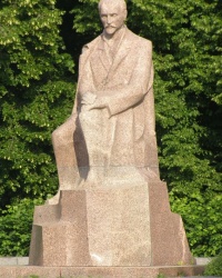 м. Рига. Пам’ятник Янісу Райнісу.