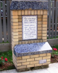 м. Рига. Пам’ятний знак Анхелю Гавінете.