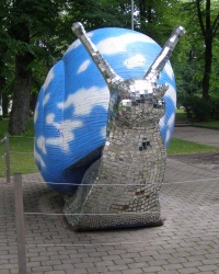 м. Рига. Равлик у парку Кронвальда.