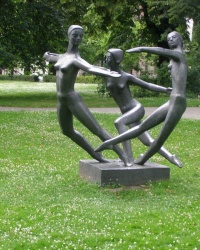 м. Рига. Скульптура «Танок миру».