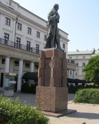 м. Варшава. Пам'ятник Войцеху Богуславському.