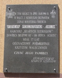 м. Варшава. Меморіальна дошка Вєславу Перліковському.