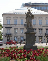 м. Варшава. Скульптура святого Яна Непомука.