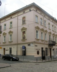 м. Львів. Будинок № 24 по вул. Братів Рогатинців.