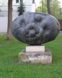 м. Афіни. Скульптура «Космогонія».