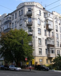 м. Київ. Будинок № 61 по вул. Саксаганського.