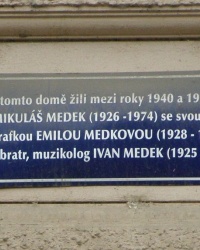 м. Прага. Меморіальна дошка представникам родини Медек.