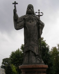 м. Чернівці. Пам'ятник митрополиту Гакману 