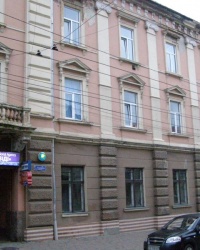 м. Чернівці. Колишній готель «Молдавія».