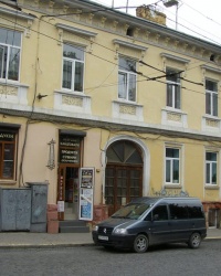 м. Чернівці. Будинок № 60 по вул. Університетській.
