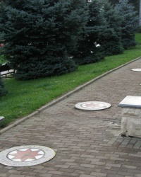 м. Чернівці. Алея зірок.
