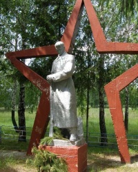 с. Переяслівка. Пам'ятний знак загиблим односельцям.