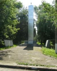 с. Вертіївка. Пам’ятний знак загиблим односельцям.