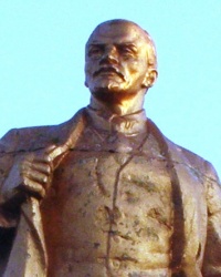 Памятник В.И.Ленину в с. Желтое