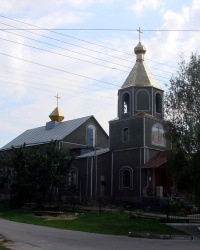 Крестовоздвиженский храм в Черкасской Лозовой