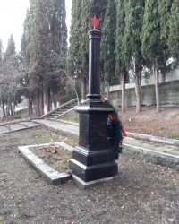 Памятник братьям Гавыриным в Алупке